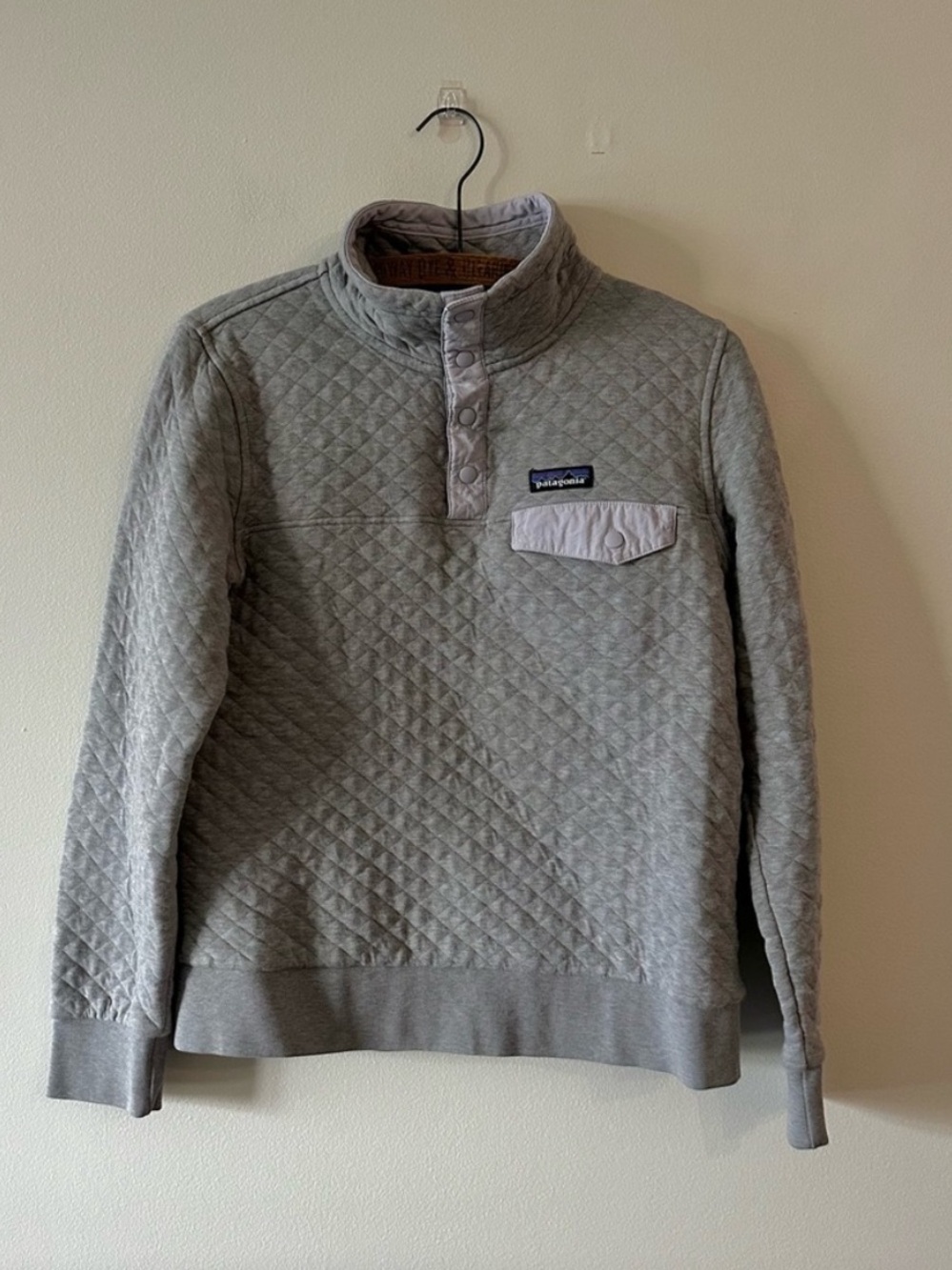 Patagonia Organic Cotton Quilted Snap Pullover - size small